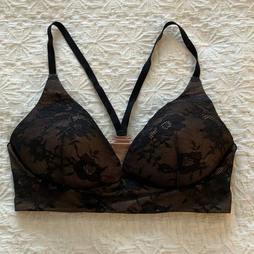 Body by Victoria lightly lined plunge bra. Nude with black lace overlay.